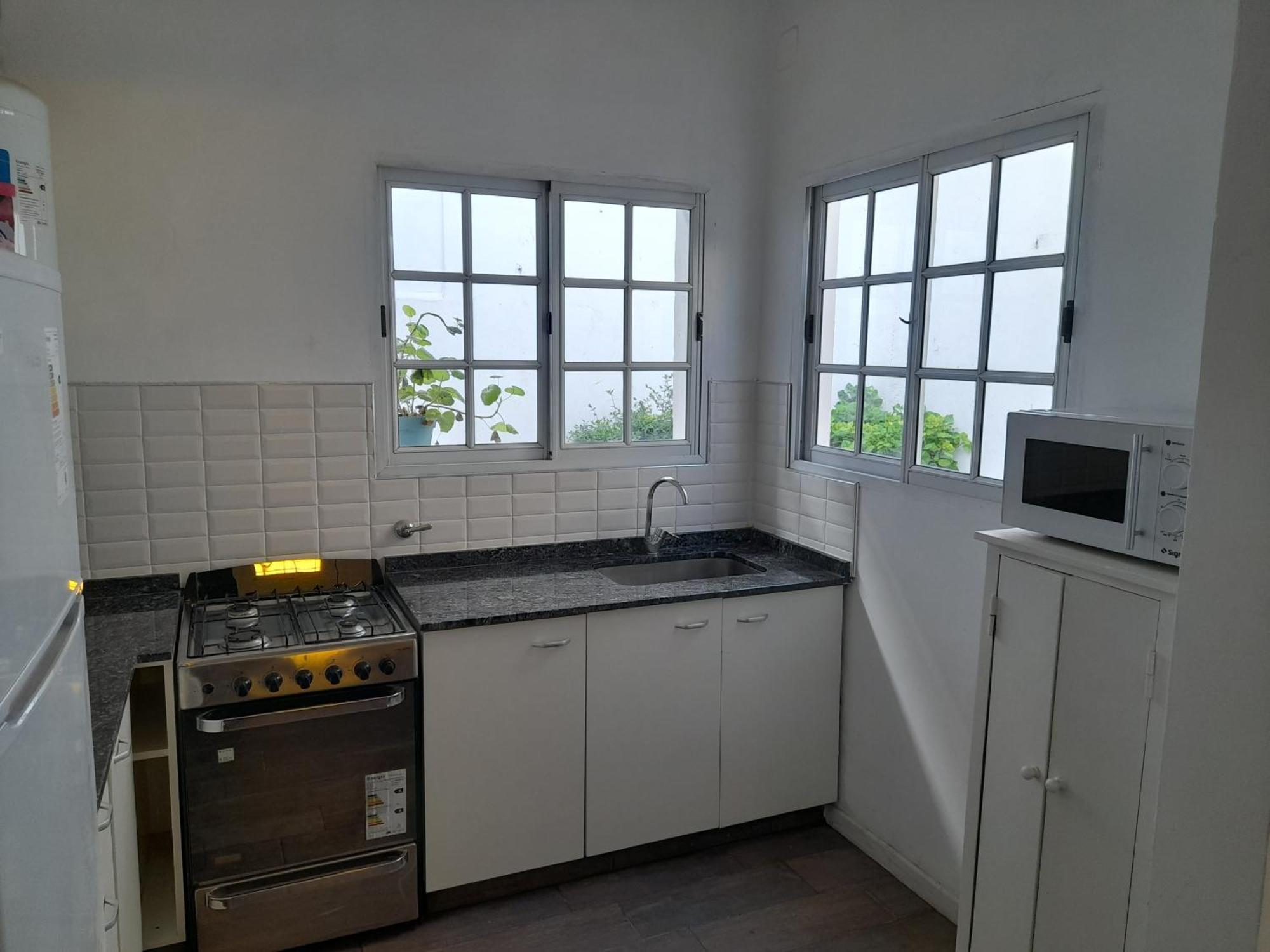 Casa 3amb Con Garaje Y Parrilla
